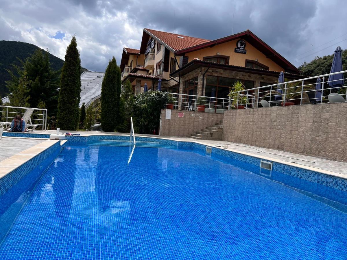 Ardovel Park Hotel Velingrad Bagian luar foto